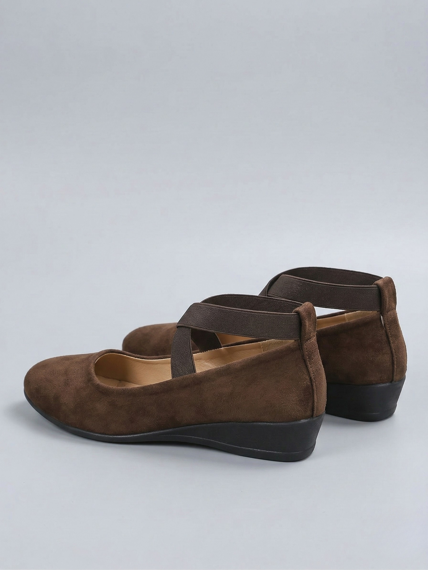 ASHMORE LANE | Madeleine Closed Wedge Shoes