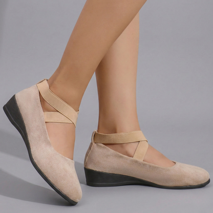 ASHMORE LANE | Madeleine Closed Wedge Shoes