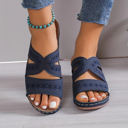 ASHMORE LANE | Sandy's Everyday Sandals