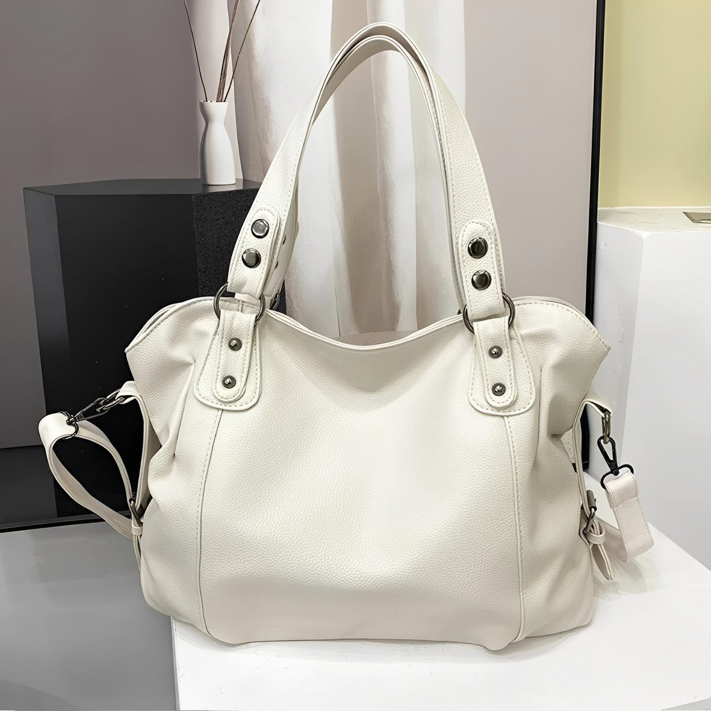 ASHMORE LANE | Erika Large Leather Handbag