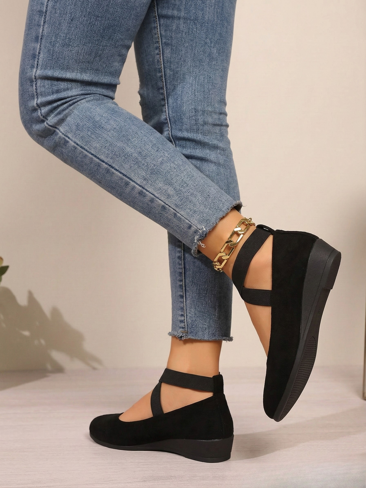 ASHMORE LANE | Madeleine Closed Wedge Shoes