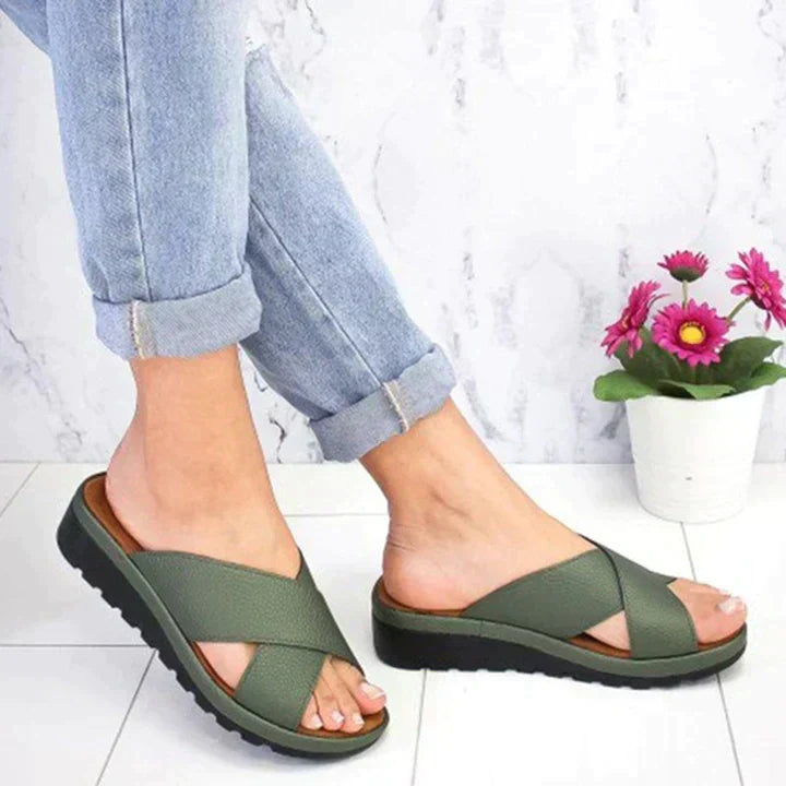 ASHMORE LANE | CloudWalk Ergonomic Sandals