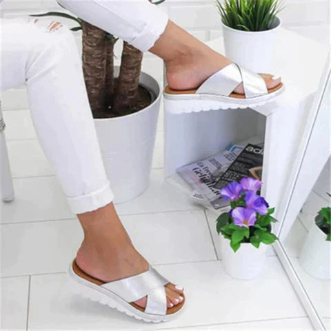 ASHMORE LANE | CloudWalk Ergonomic Sandals
