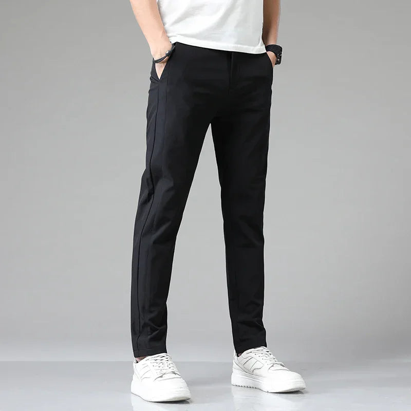 ASHMORE LANE | Ultra-Light Slim Trousers
