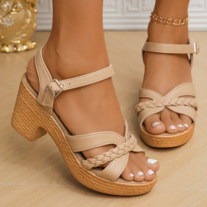ASHMORE LANE | Gianna Classic Mid-Heel Sandals