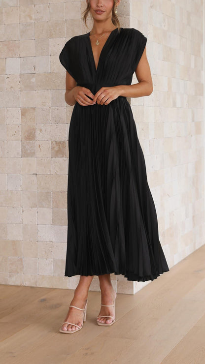 ASHMORE LANE | Pleated Dress