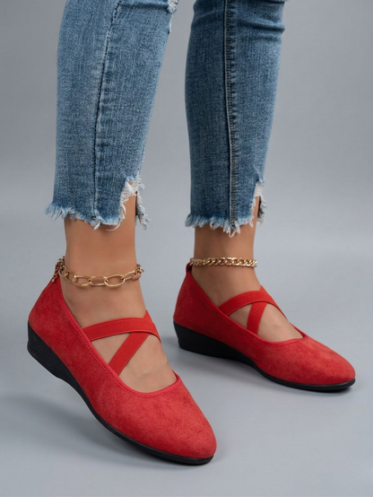 ASHMORE LANE | Madeleine Closed Wedge Shoes