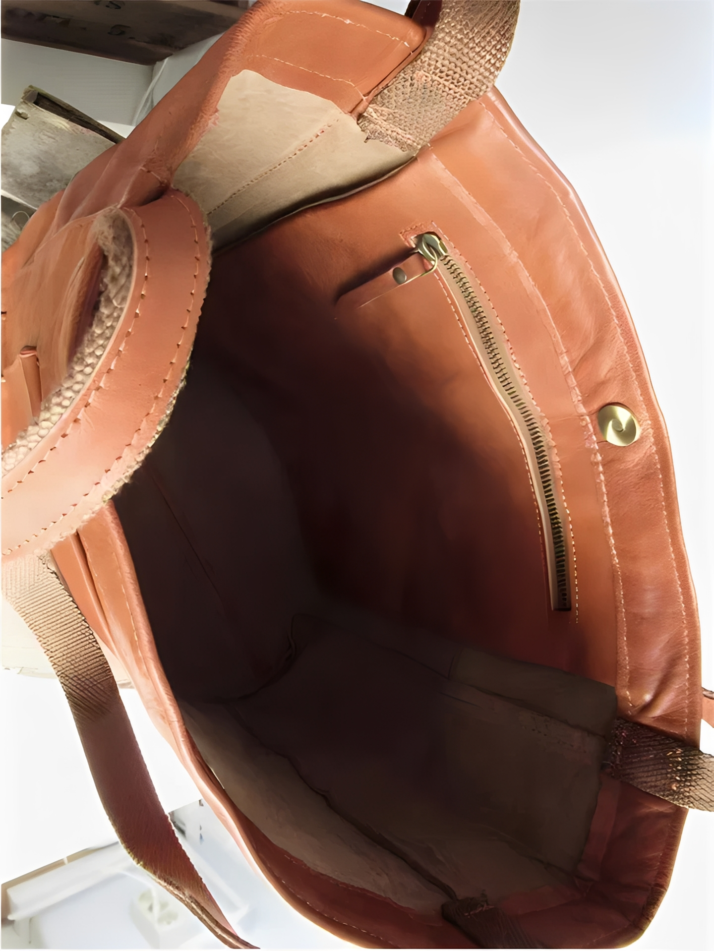 ASHMORE LANE | Toni Suede-Lined Leather Bag