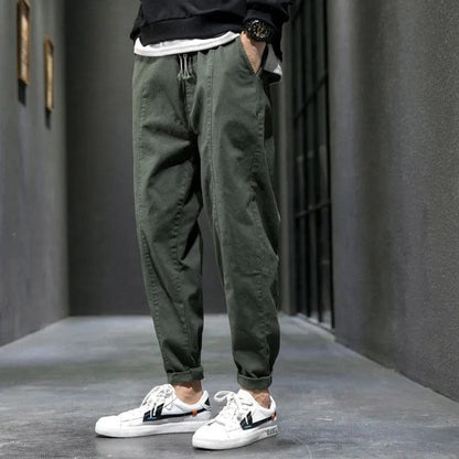 ASHMORE LANE | Modern Cargo Trousers