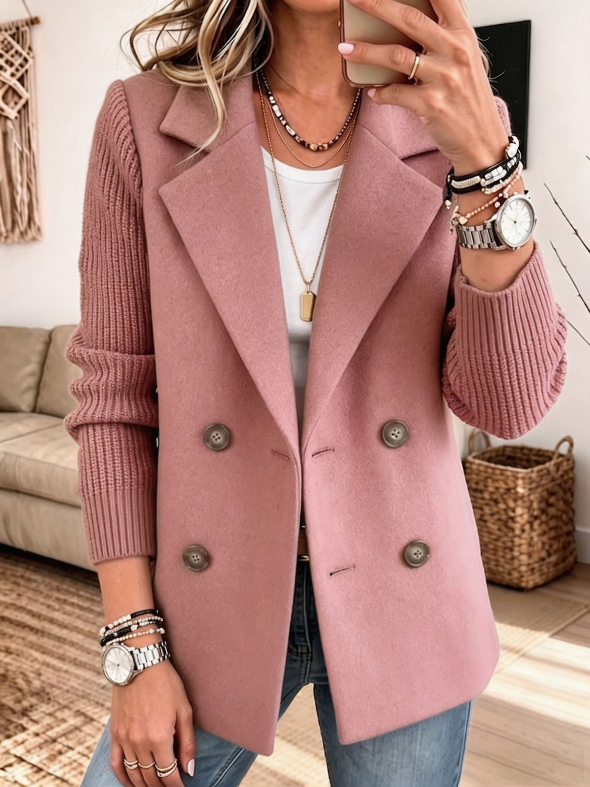 Knitted-Sleeve Blazer – Tailored, Warm and Relaxed