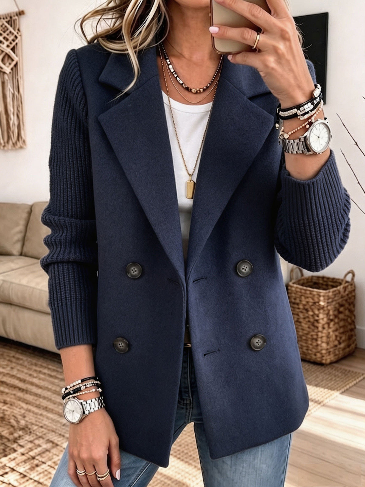 Knitted-Sleeve Blazer – Tailored, Warm and Relaxed