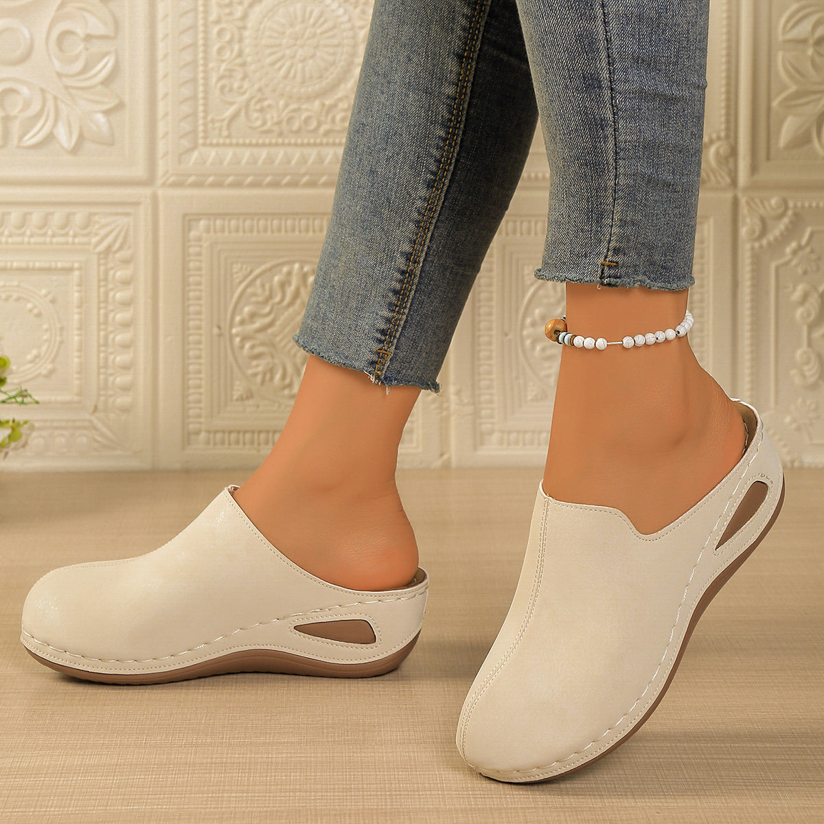 Nia Suede Mules